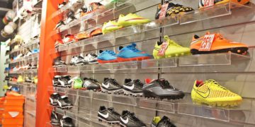 seoul best stores women's sneakers