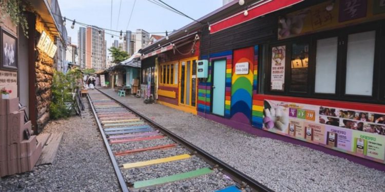 Gyeongamdong Railroad Town