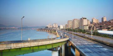 cafes with han river view