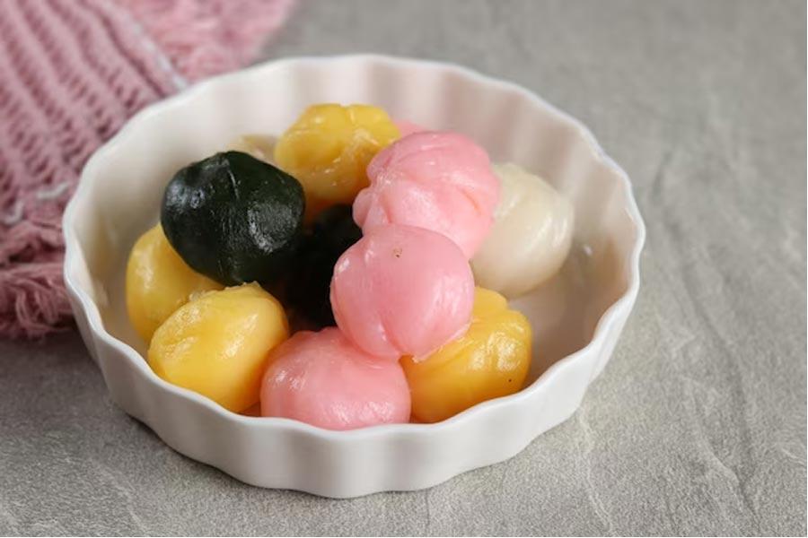 All About Songpyeon: Iconic Food Tradition of Chuseok in South Korea ...