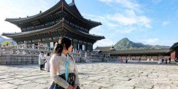 hanbok rental gyeongbokgung palace seoul korea