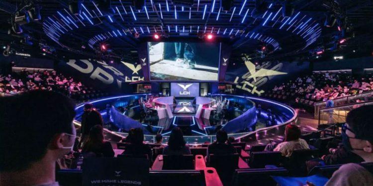 Witness FIRST-Ever League of Legends First Stand Tournament in Seoul!